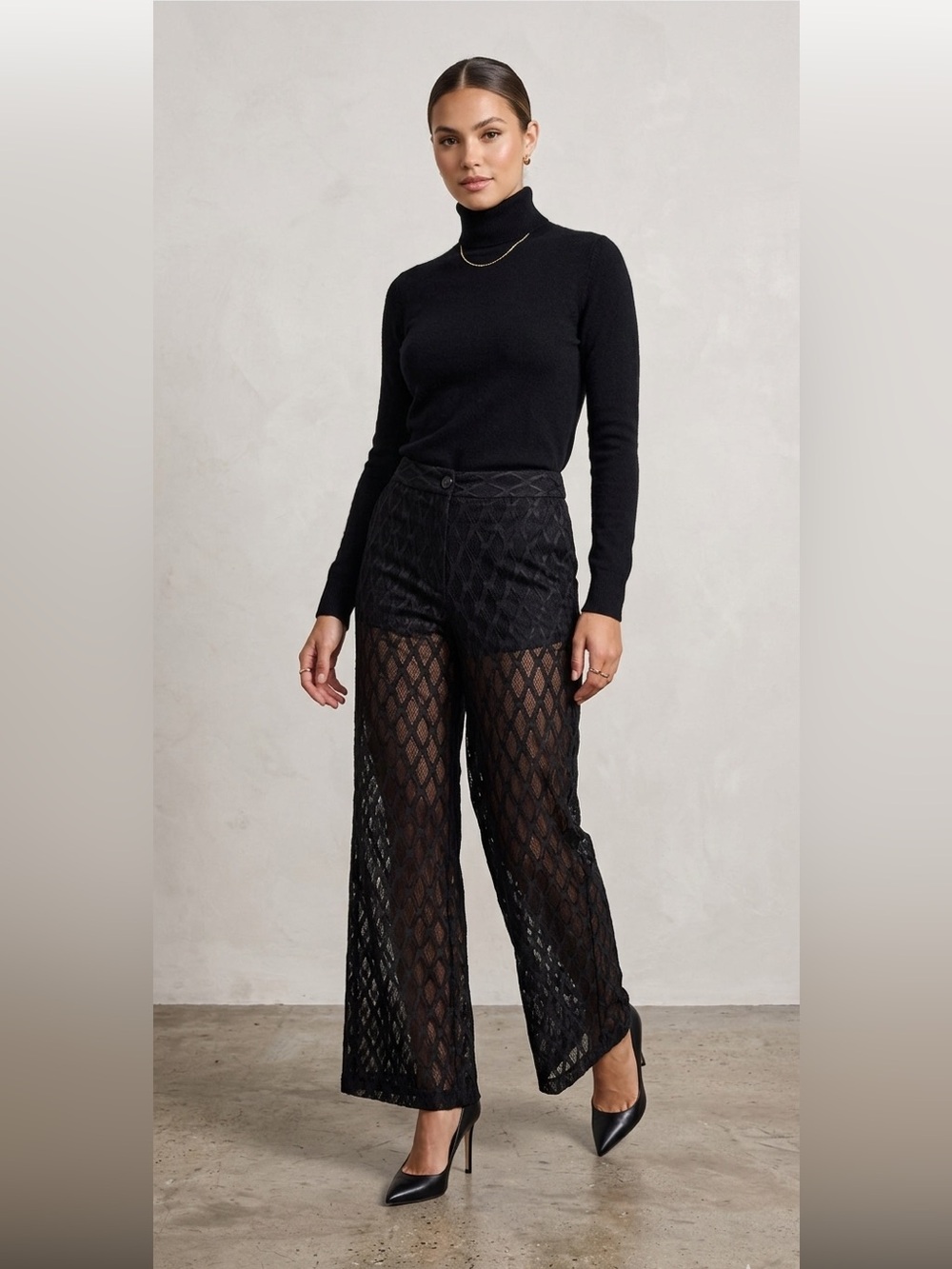 NWT Puppets And Puppets Sz 10 Wide Leg Flowy Black Lace Jane Pant